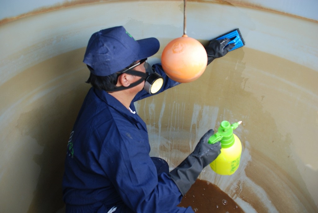 تكلفة خدمات شركة تنظيف خزانات مياه