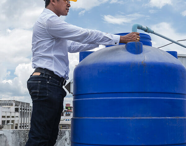 شركة تنظيف خزانات في ام القيوين